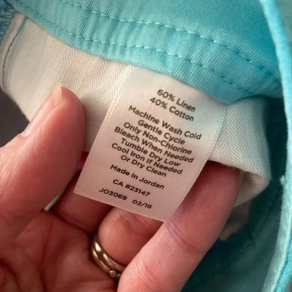 Talbots Plaid Perfect Short Sz 12 P 9” inseam - Picture 4 of 8